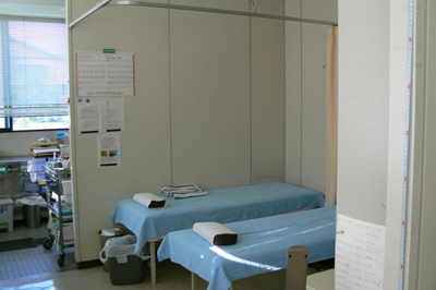 処置室(1) 岐阜市 整形外科 リハビリテーション